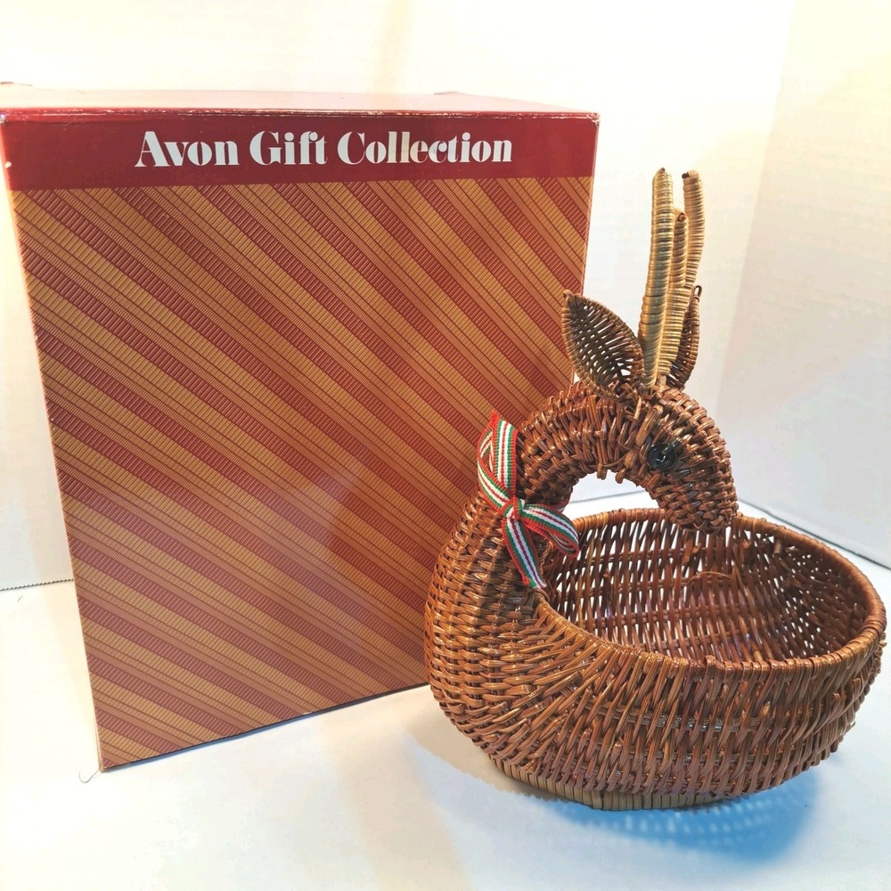 Avon Gift Collection Wicker Menagerie Reindeer New in Box! Vintage
